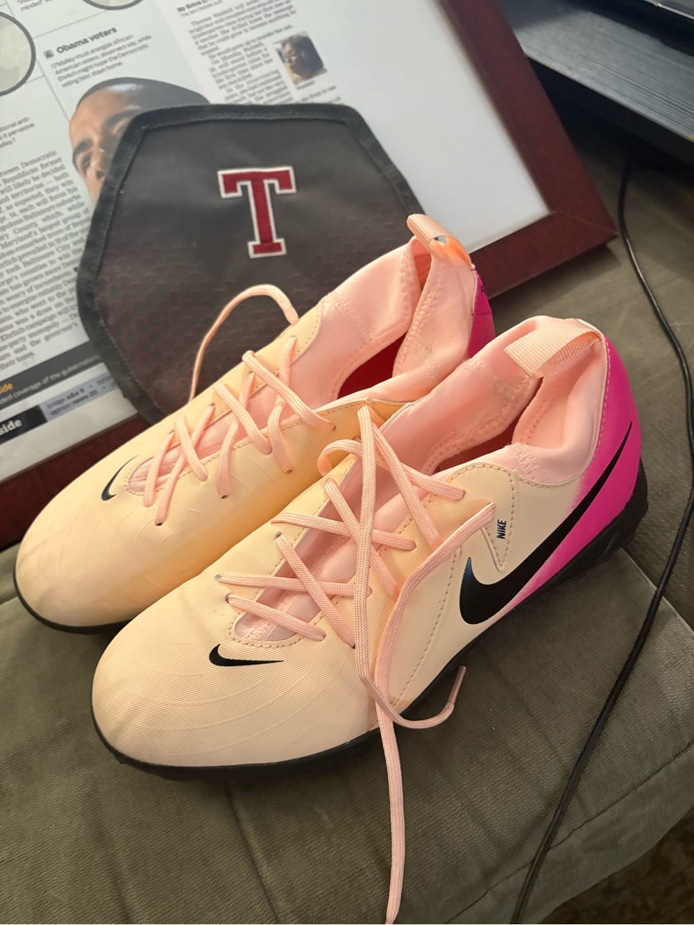 Nike Phantom GX 2 Academy Turf Cleats size 6Y